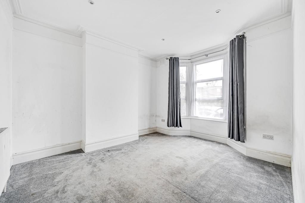 Property photo 2 of 11 Photo 2