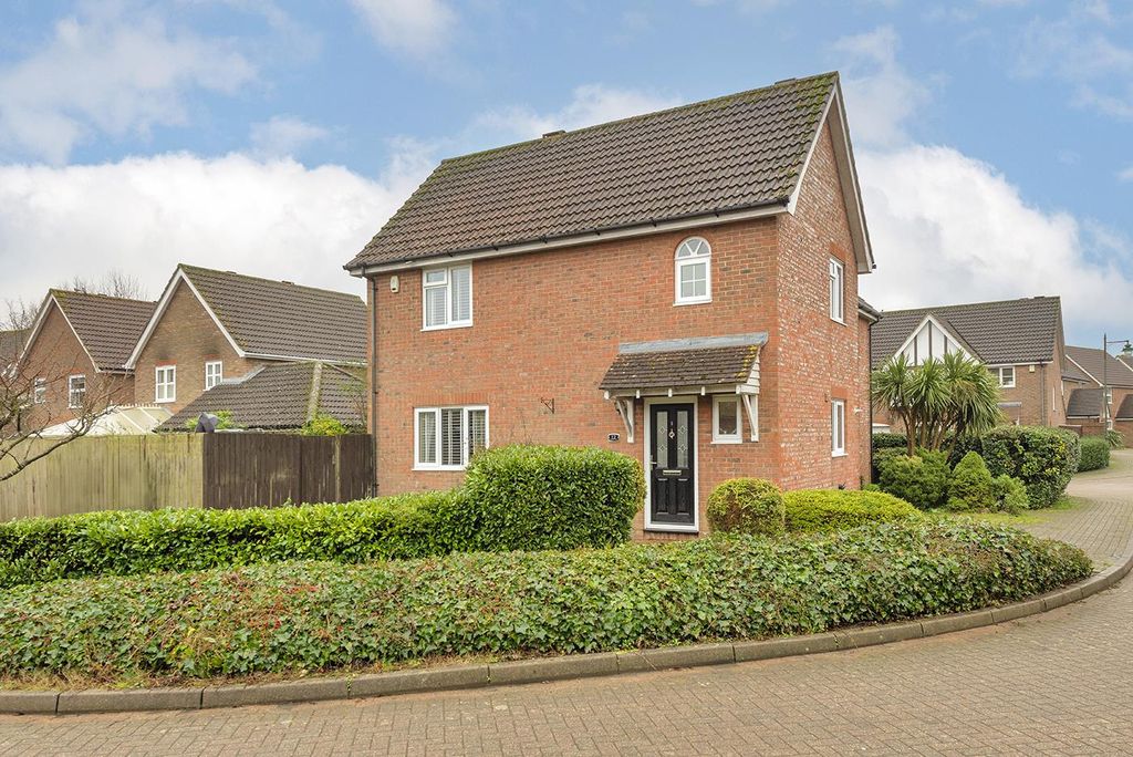 Property photo 1 of 14 Front