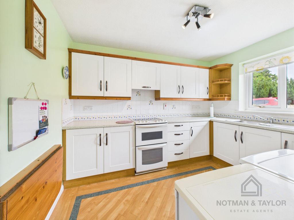 Property photo 3 of 21