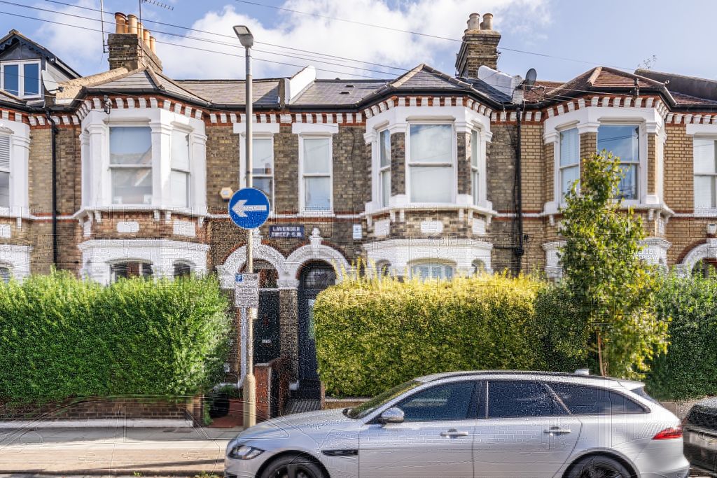 Property photo 1 of 30