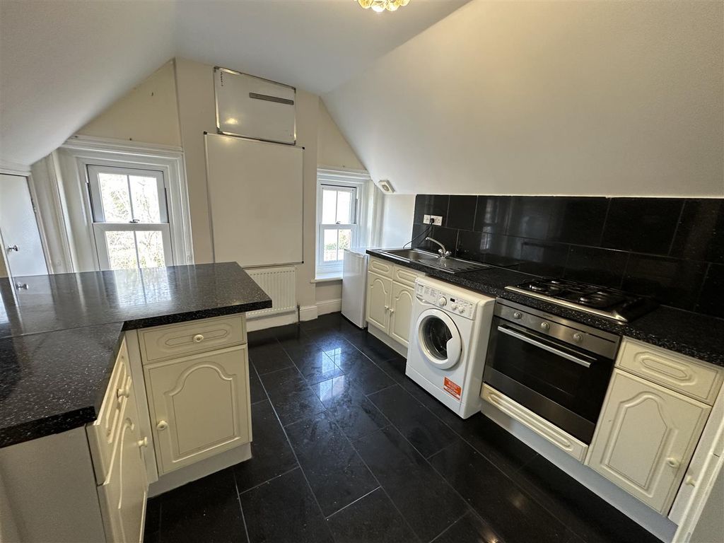 Property photo 2 of 8 Img_1001.Jpg