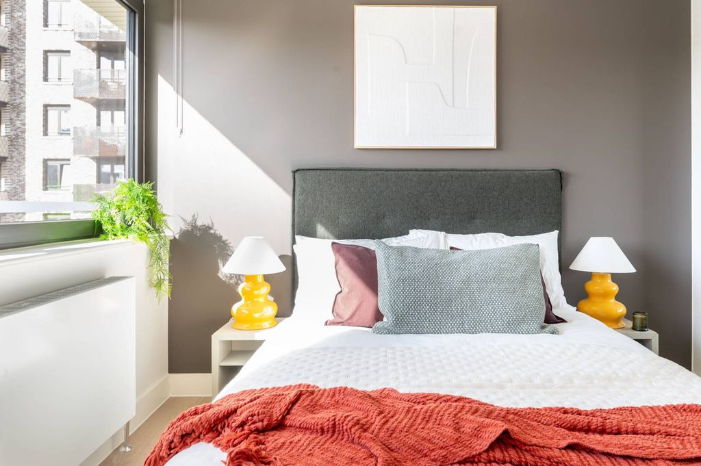 Property photo 3 of 24