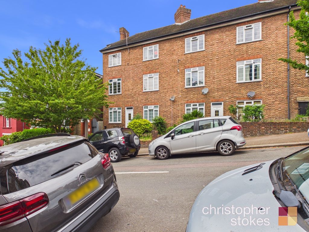 Property photo 1 of 18 5174070
