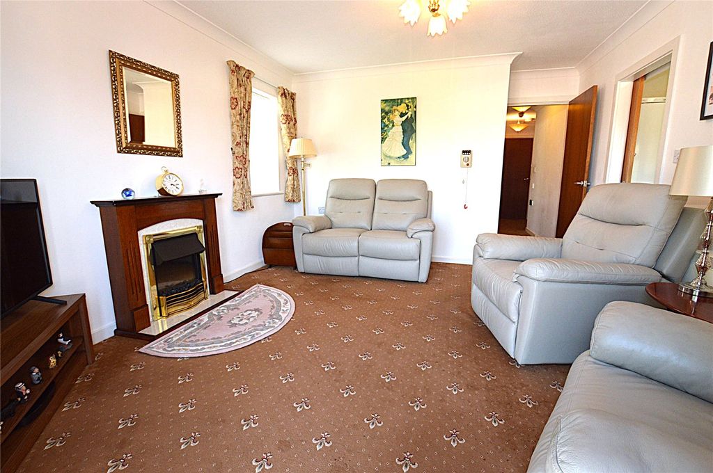 Property photo 2 of 11 Picture No. 04