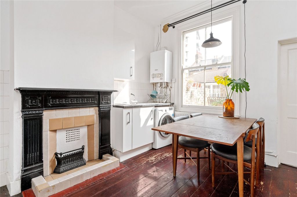 Property photo 1 of 12 Kitchen Diner