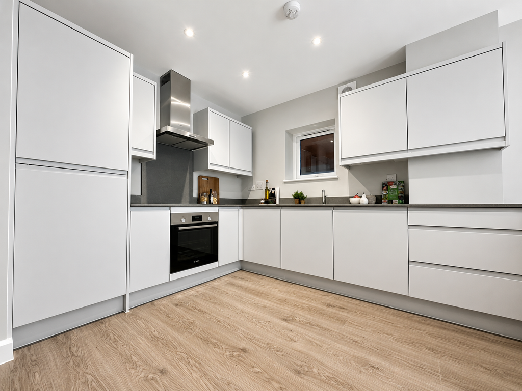 Property photo 2 of 14 Kitchen