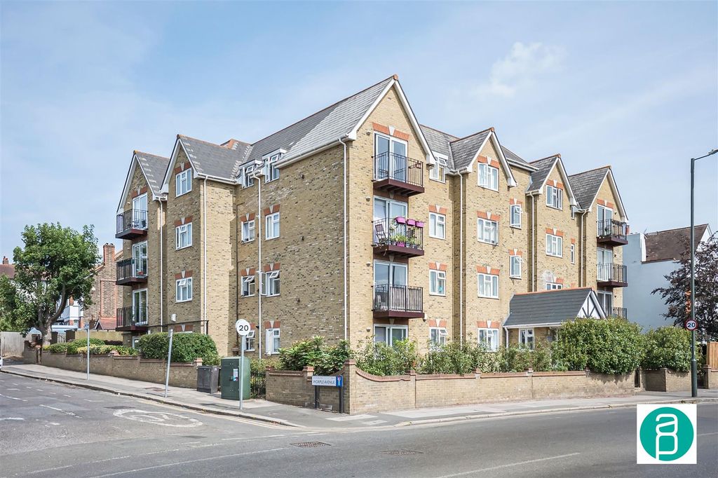Property photo 1 of 14 Andrew_Purnell_-_14_Haverley_Court--1.Jpg