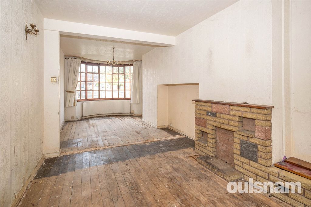Property photo 3 of 23 Picture No. 14