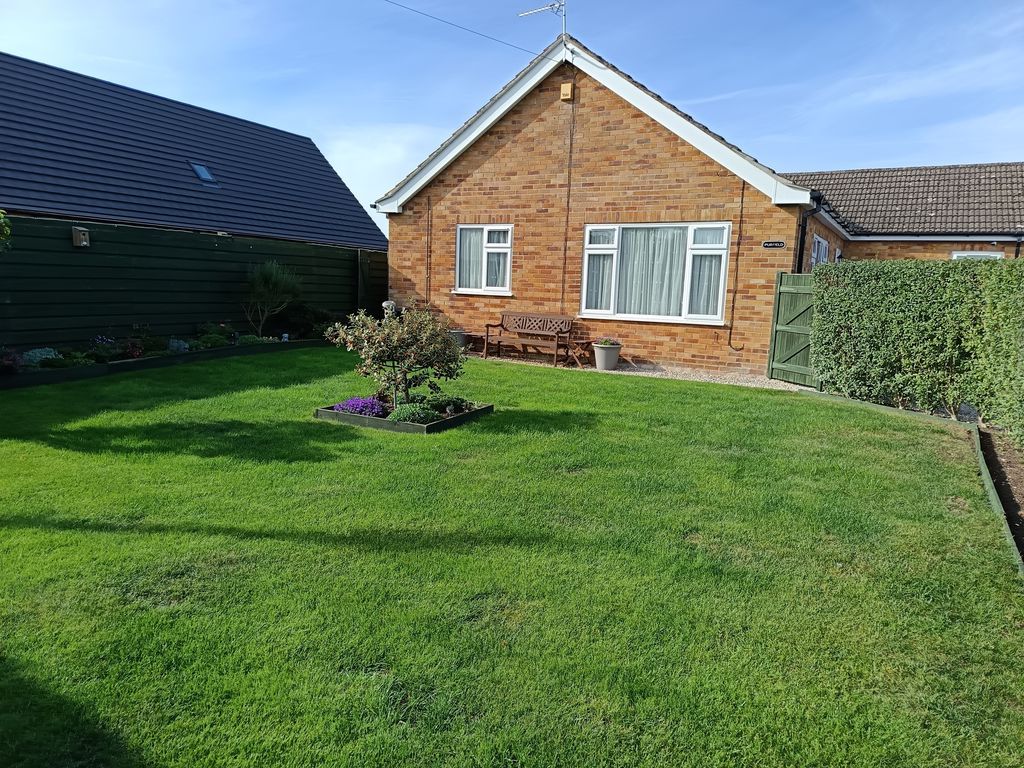 Property photo 3 of 21 Front Garden View 2