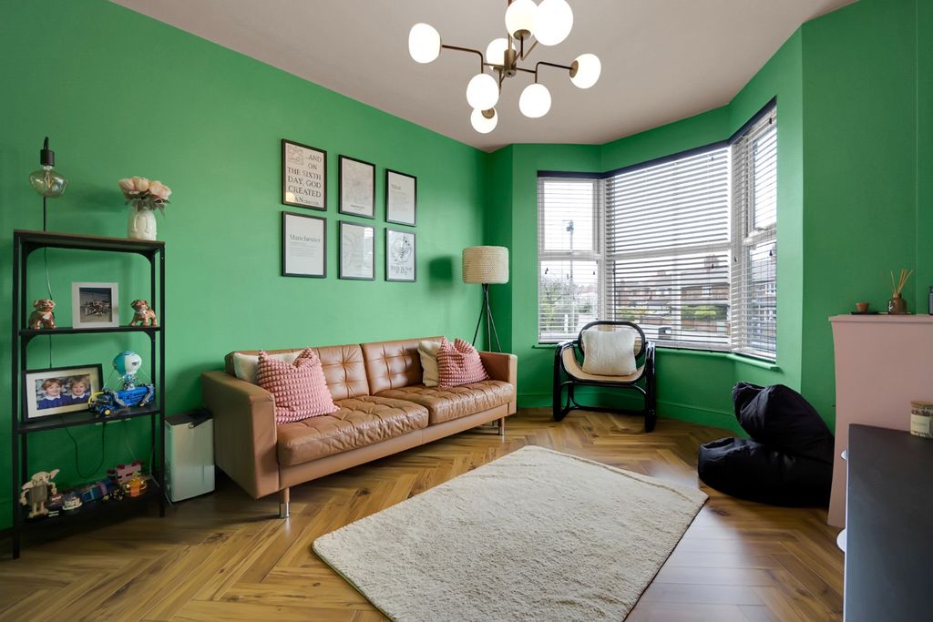 Property photo 2 of 26 4839133