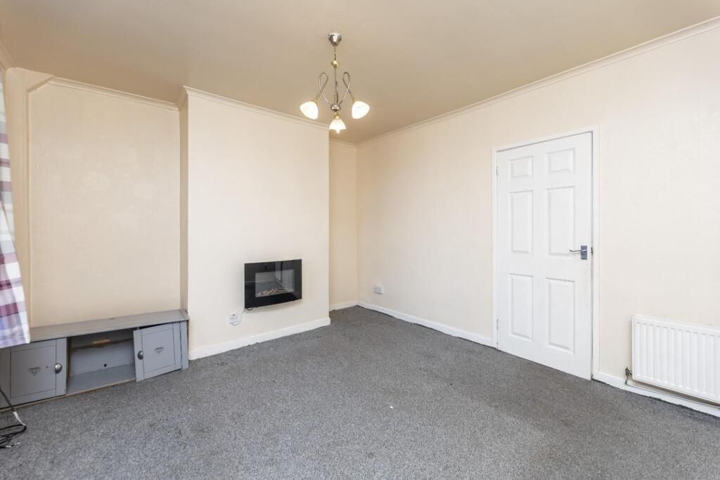Property photo 3 of 13 Image 2