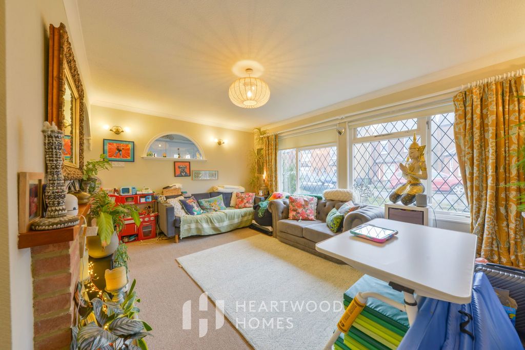 Property photo 2 of 15