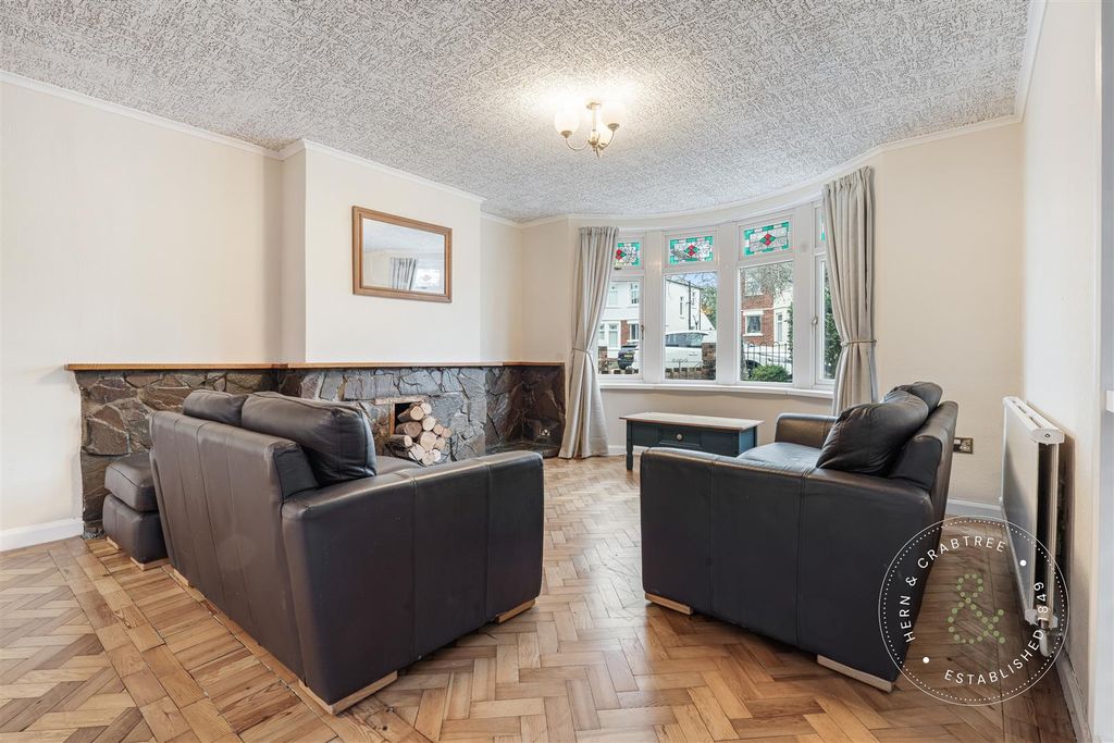 Property photo 2 of 40 Hern And Crabtree-611.Jpg