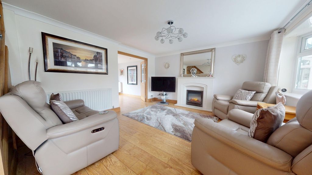 Property photo 1 of 26 4851682