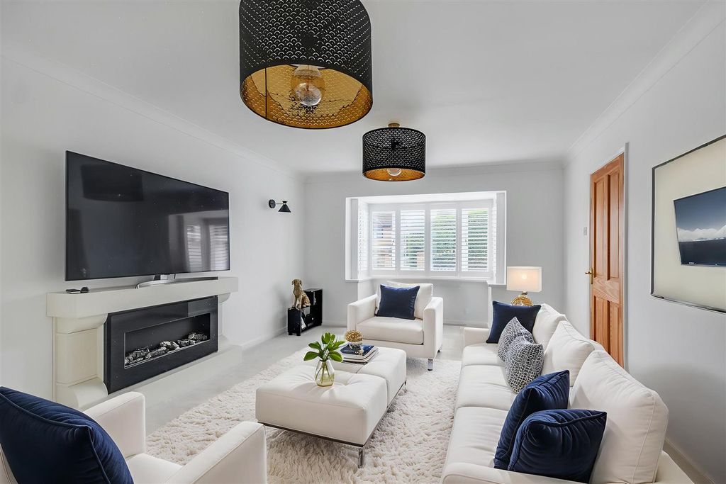 Property photo 2 of 41 Ai Lounge.Jpeg