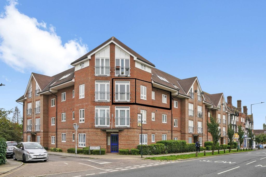 Property photo 1 of 16