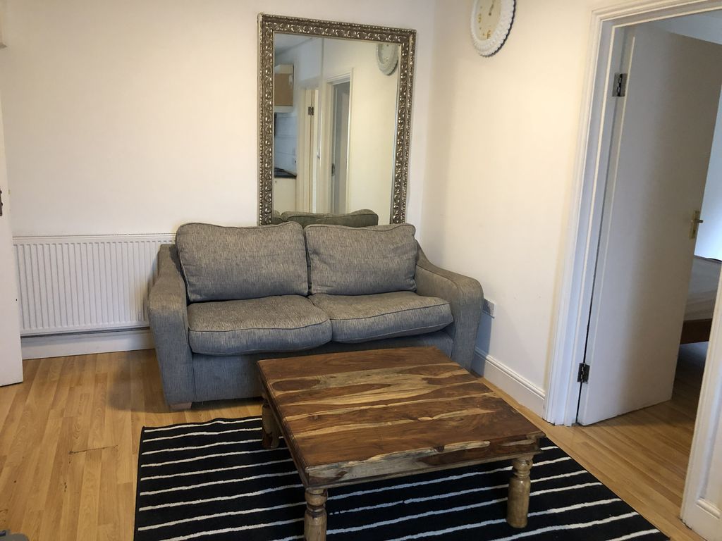 Property photo 1 of 6