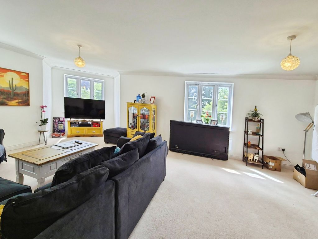 Additional image 4 of 2 bed flat for saleHawks Rise, Yeovil BA22