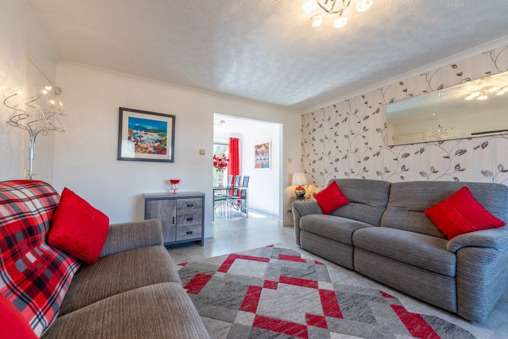 Property photo 3 of 27 Gallery