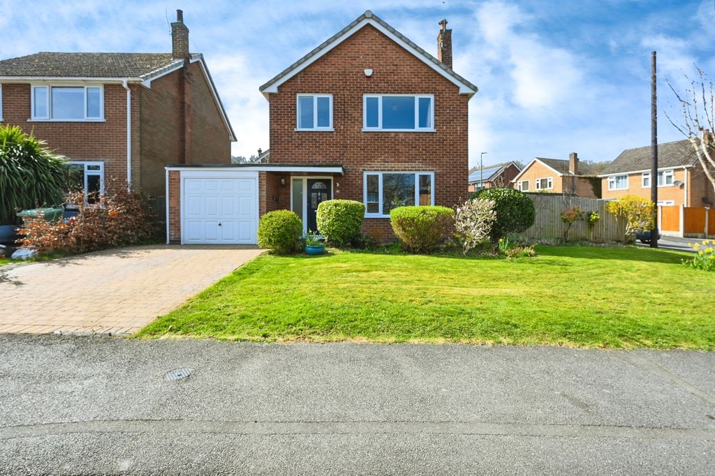 Property photo 1 of 17