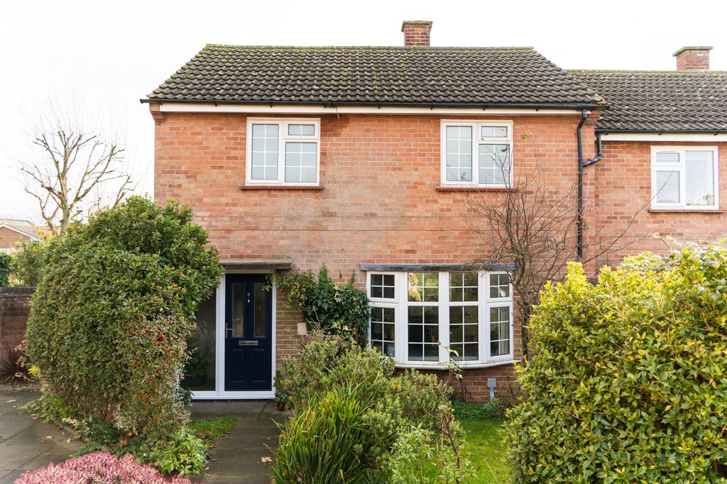 Property photo 1 of 28