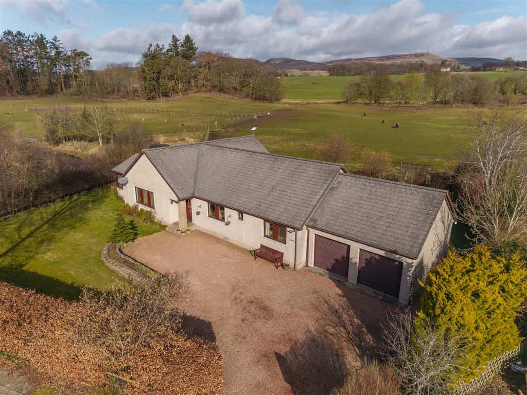 Property photo 1 of 45 Maryfield Farm Bungalow Bridgefoot (8).Jpg