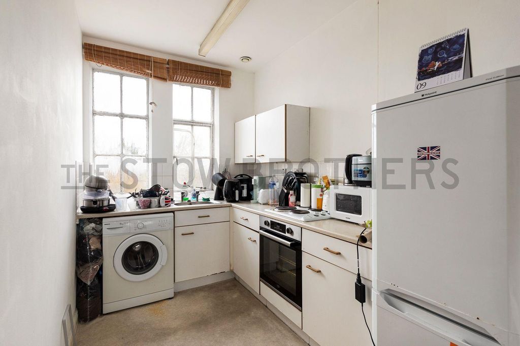 Property photo 3 of 8