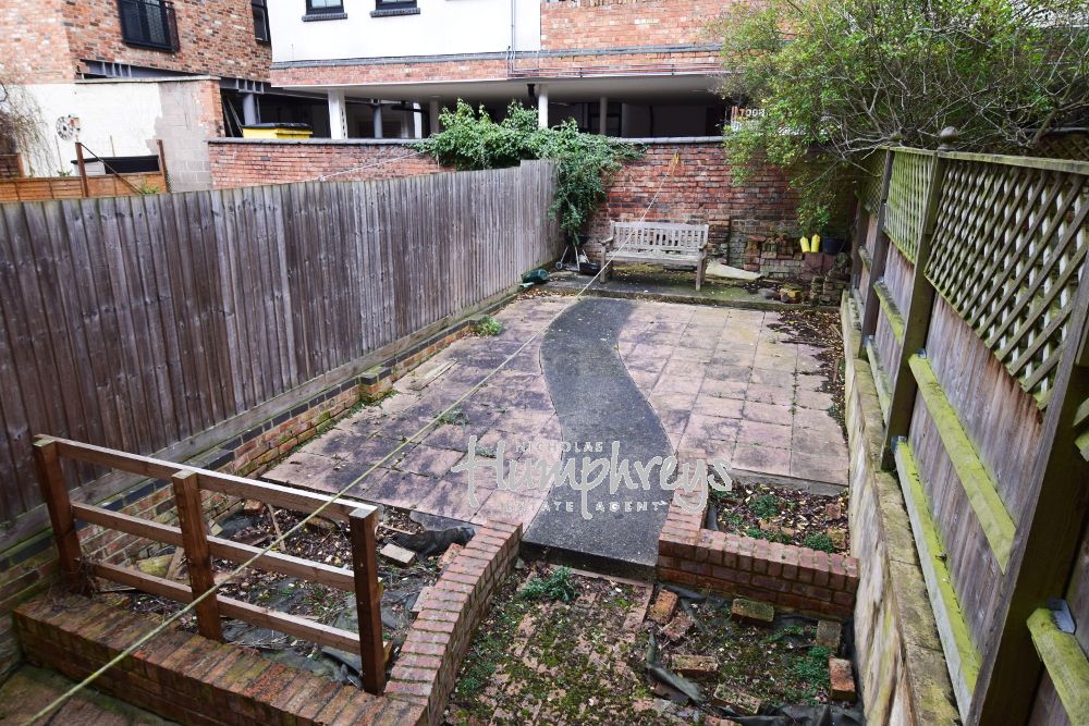 Property photo 3 of 8