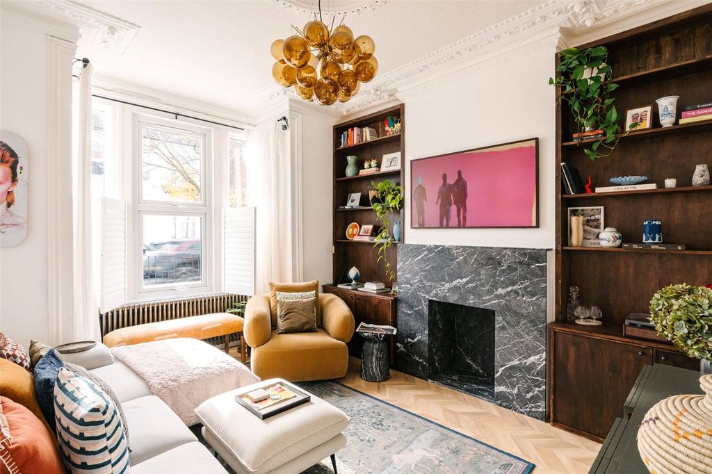 Property photo 1 of 22 Picture No. 12