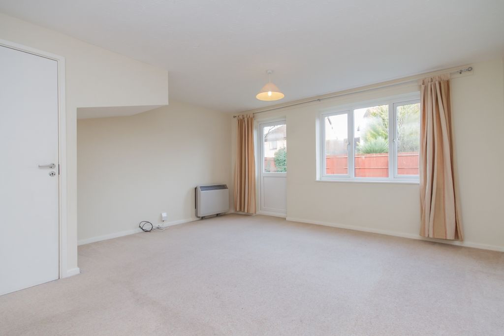 Property photo 2 of 8 84326