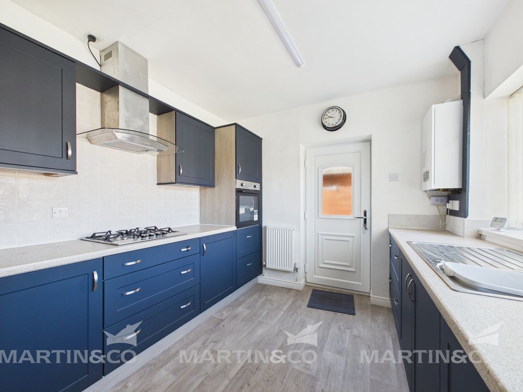 Property photo 2 of 16 Cam02406G0-Pr0590-Still005