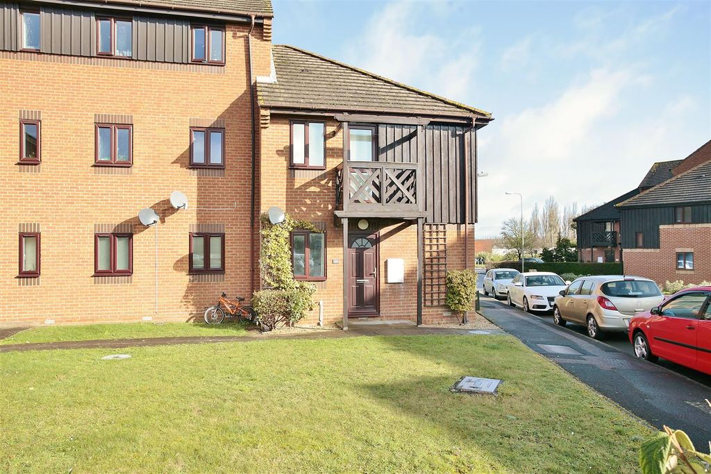 Property photo 1 of 7
