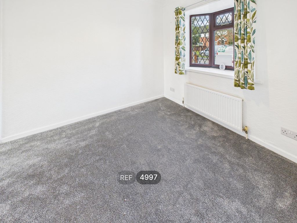 Property photo 3 of 13 Dining Room