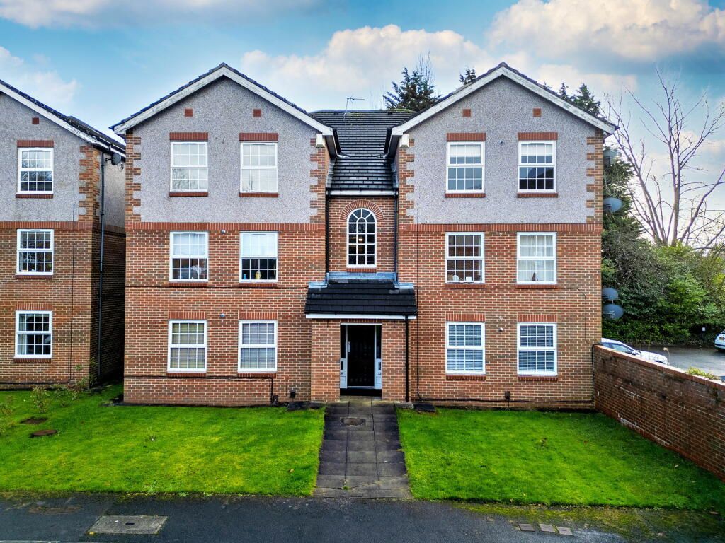 Property photo 1 of 12