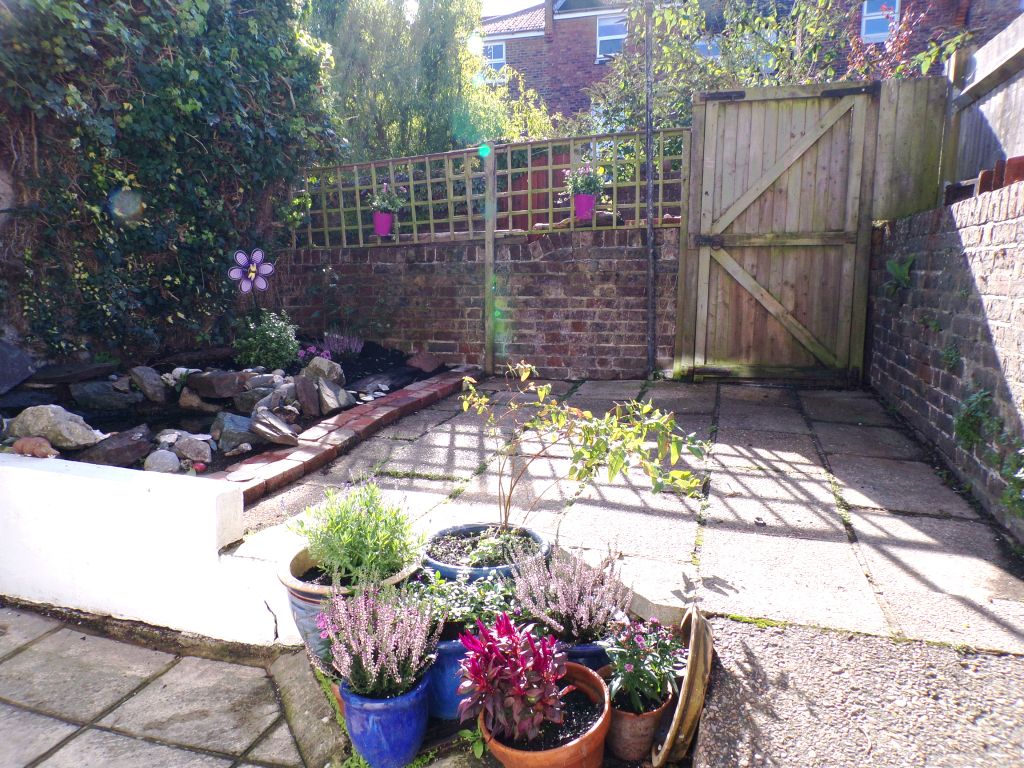 Property photo 2 of 9