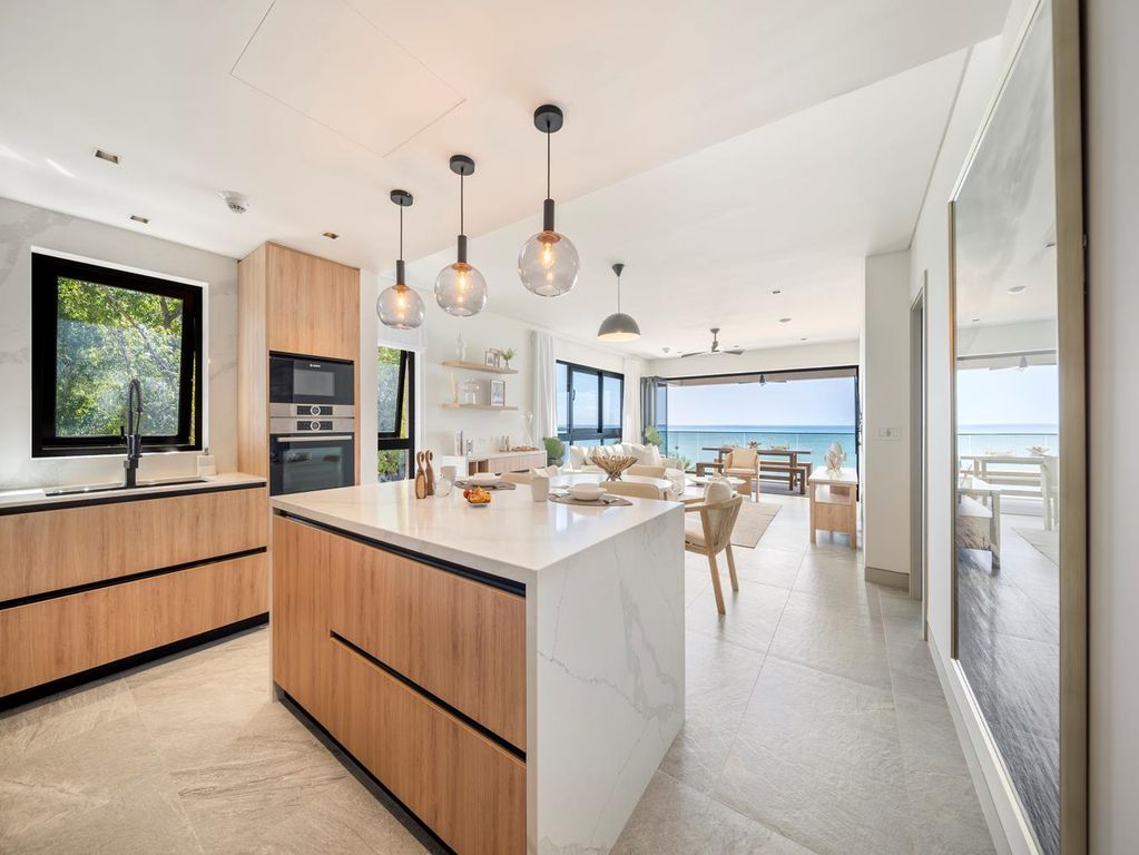 Property photo 2 of 15 Image