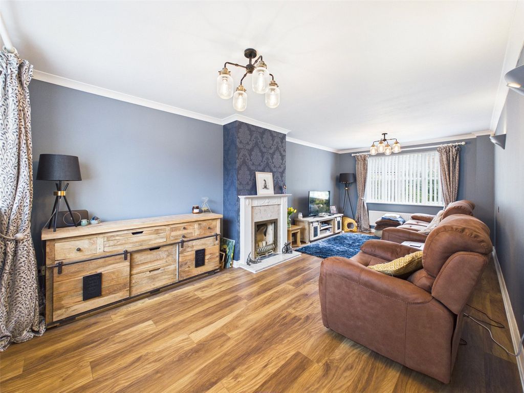 Property photo 3 of 21 Picture No. 03