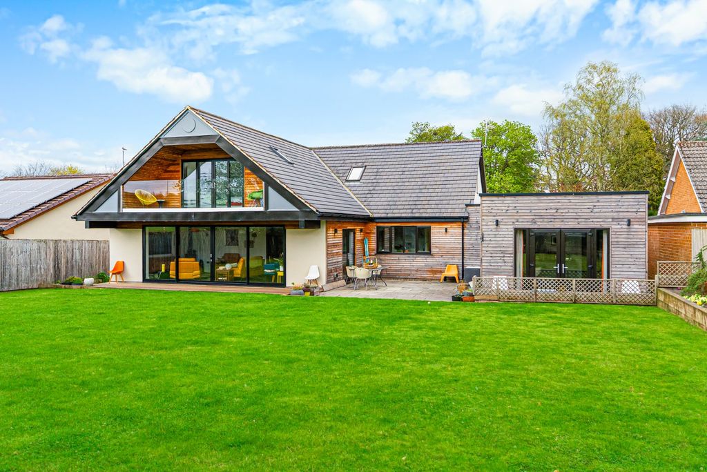 Property photo 1 of 25 Picture No. 50