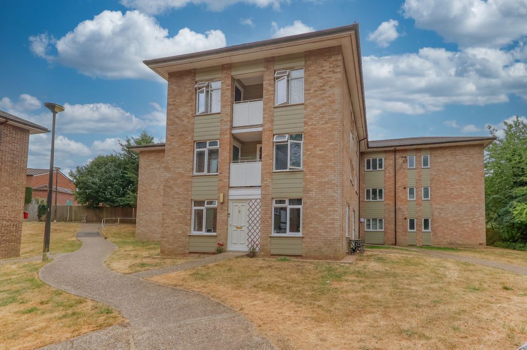Property photo 1 of 10 Picture No. 12