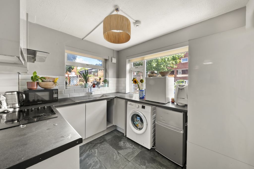 Property photo 3 of 11 Photo 3