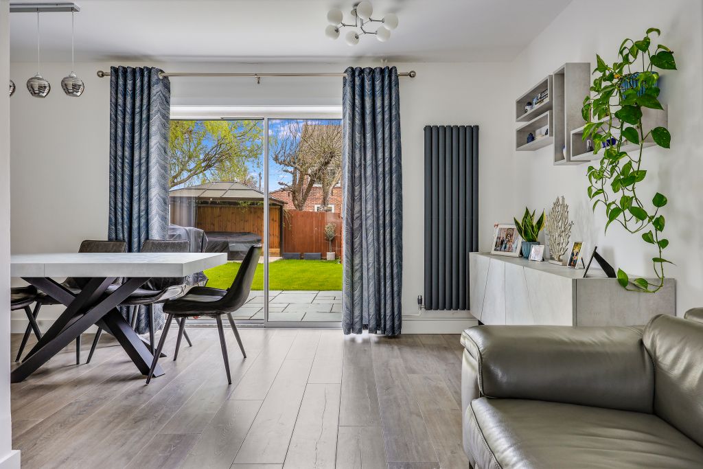 Property photo 2 of 26 Img14