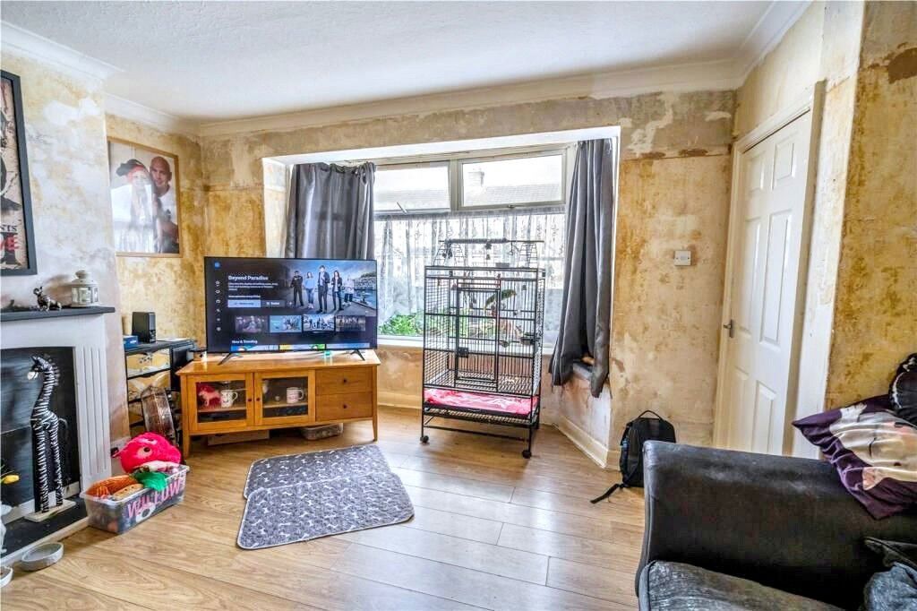 Property photo 3 of 13