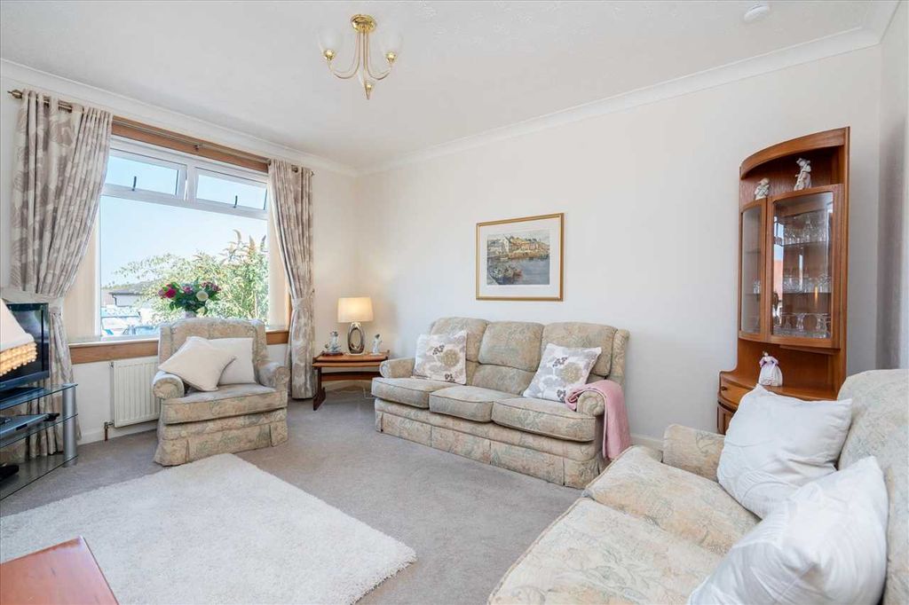 Property photo 2 of 24