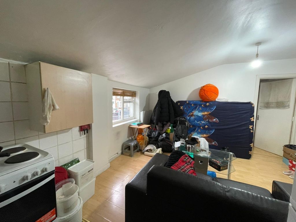 Property photo 2 of 4 Photo 2