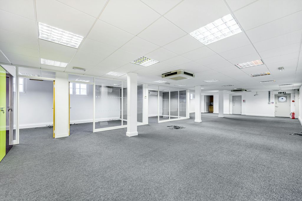 Property photo 1 of 8 791488 5.Jpg
