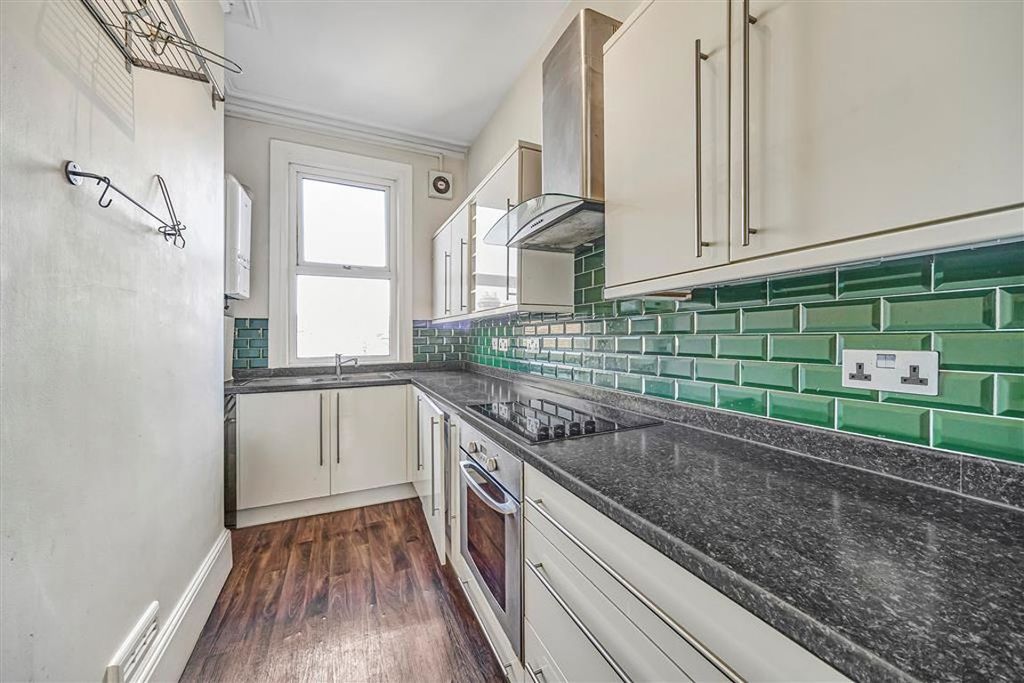 Property photo 2 of 6