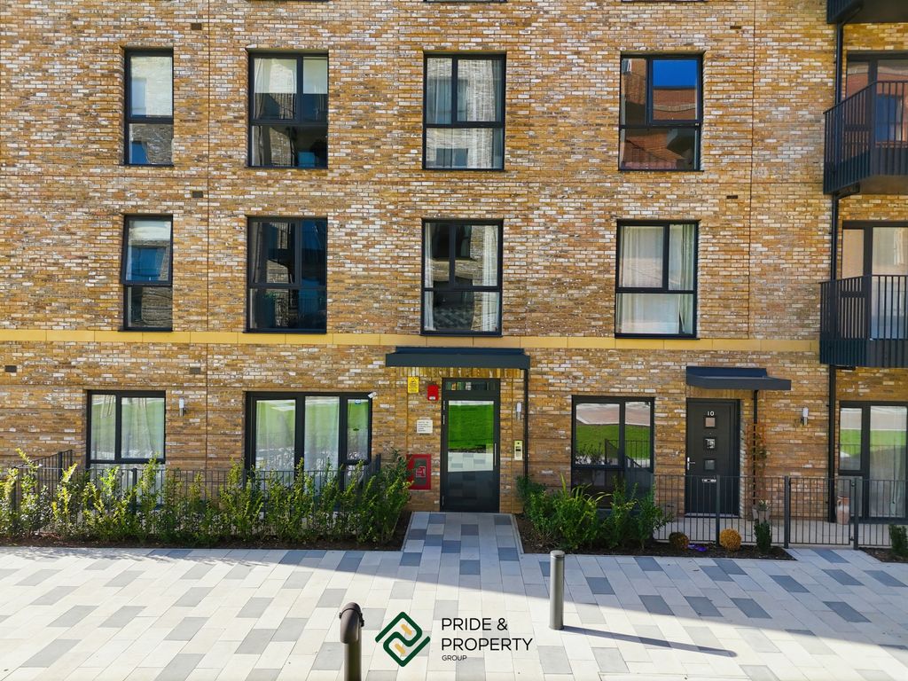 Property photo 2 of 42 Gallery