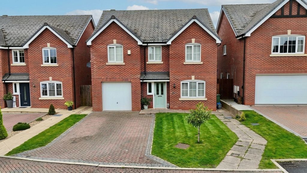 Property photo 1 of 31