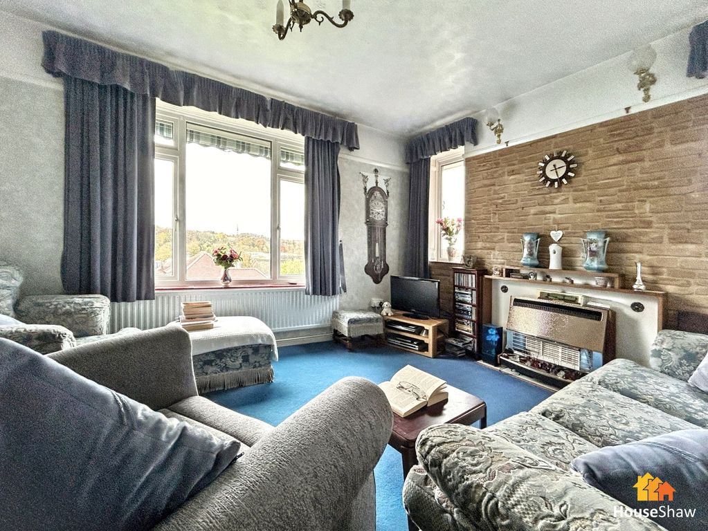 Property photo 3 of 24