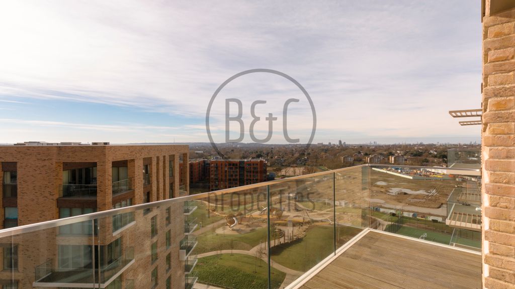 Property photo 2 of 8 Photo 02